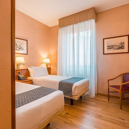 Crystal Hotel Varese Kültér fotó