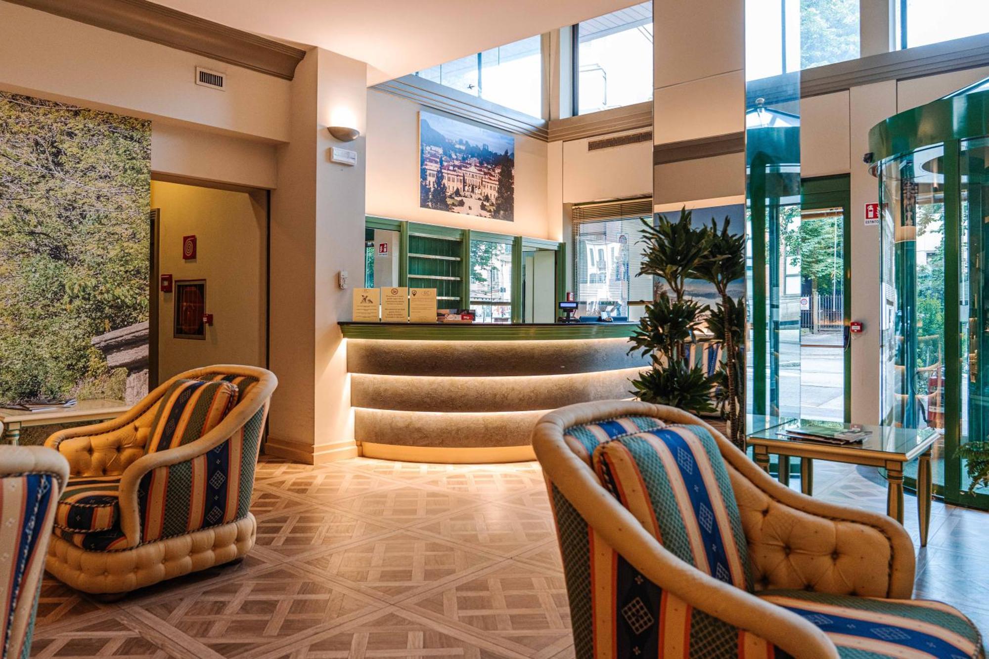 Crystal Hotel Varese Kültér fotó